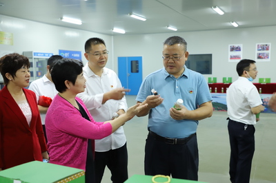 湖南科技學(xué)院博士教授團入企“把脈”，為地方經(jīng)濟注入“智造”新動能